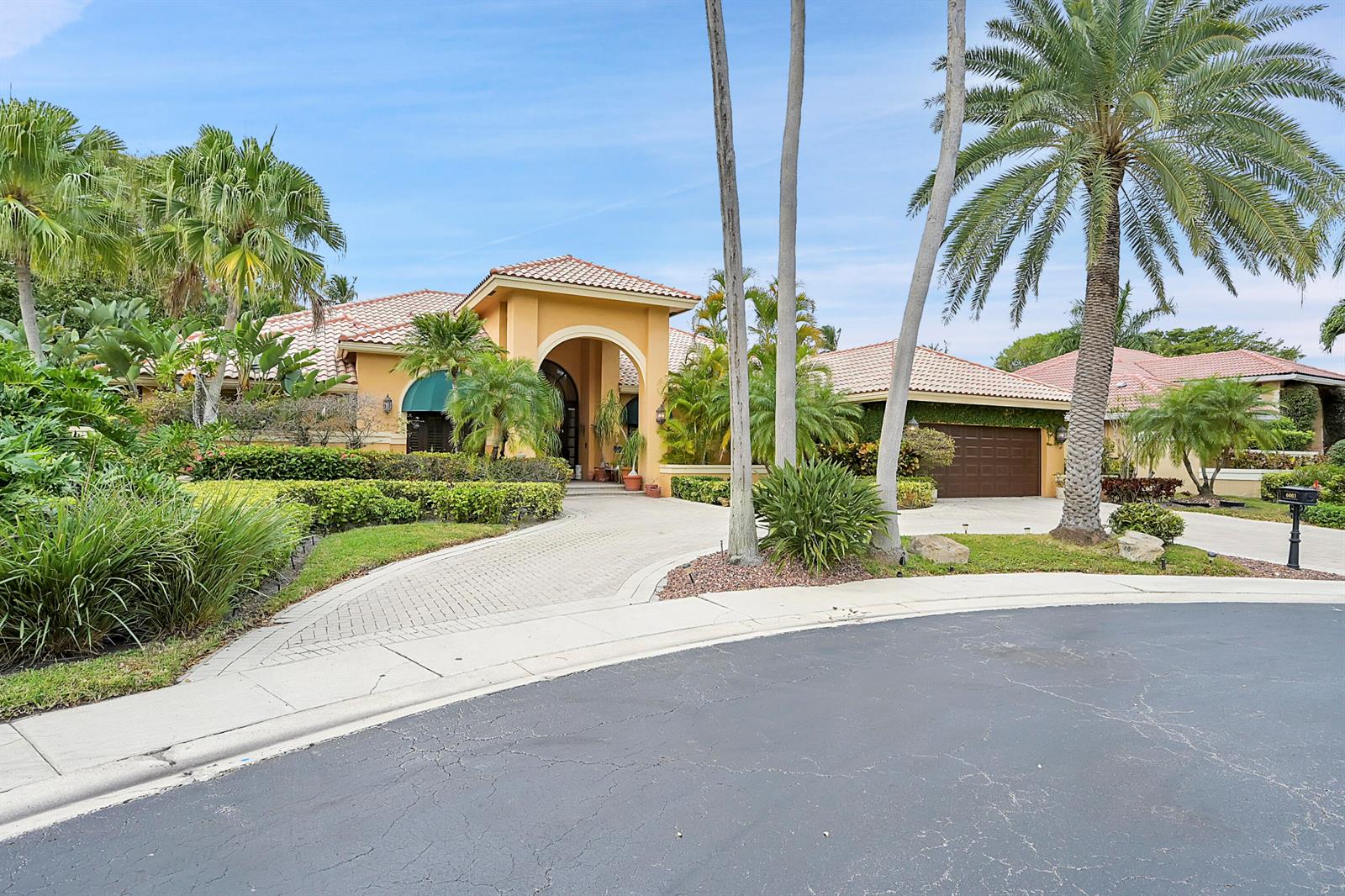 Spectacular Single Family Home